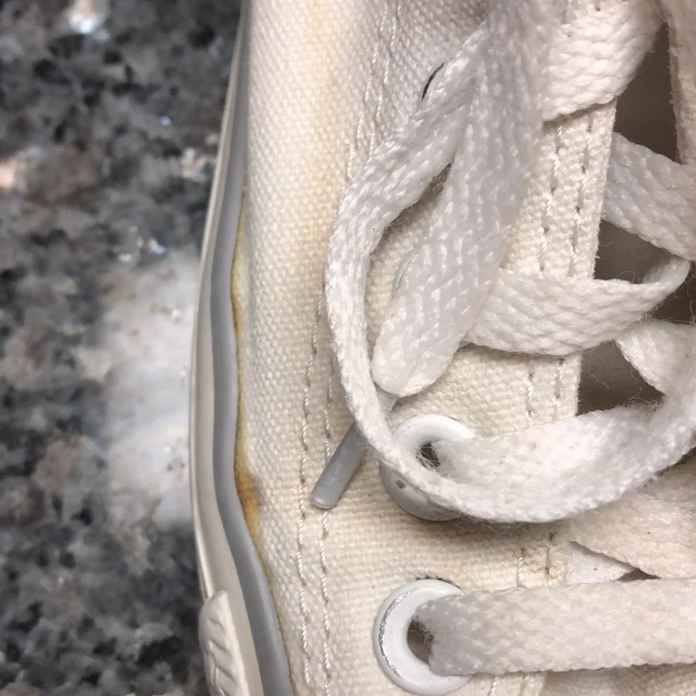 Converse All-Star Chuck Taylor Lo Glitter Toe Sneakers - Picture 11 of 17